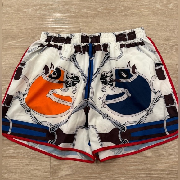 NWOT Women’s Patterned High Waisted Pull On Shorts Size XXL - Picture 1 of 3